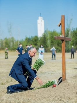 Președintele Republicii Moldova a participat la ceremonia comemorativă de la Complexul Memorial „Capul de Pod Șerpeni”