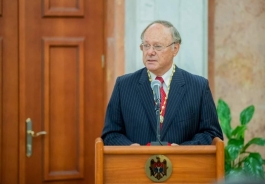 Президент Республики Молдова вручил высокие государственные награды группе граждан