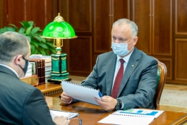Глава государства провел встречу с Председателем Правления АО «Молдовагаз»