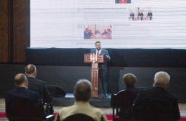 Igor Dodon a participat la lansarea ediţiei speciale a „Almanahului Politic”