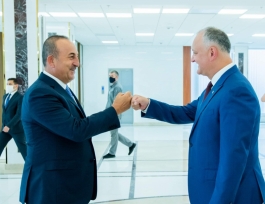 Президент Молдовы провел встречу с Министром иностранных дел Турции