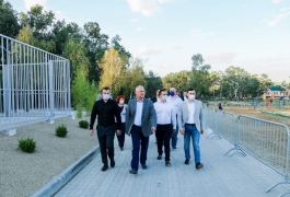 Igor Dodon a participat la deschiderea festivă a Arenei de fotbal pe plajă din Chişinău