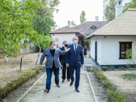 Президент посетил кишиневский Дом-музей Александра Сергеевича Пушкина