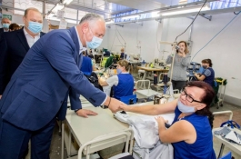 Igor Dodon a vizitat fabrica de textile „Martha Tex” din raionul Fălești