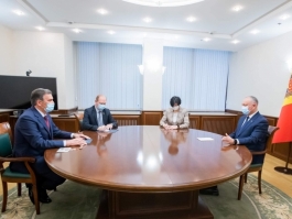 Președintele Republicii Moldova a avut o întrevedere cu Ambasadorul Republicii Belarus