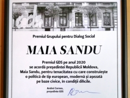 Президенту Республики Молдова Майе Санду вручена сегодня Премия Группы социального диалога за 2020 год 