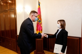 Președintele Republicii Moldova, Maia Sandu, a avut astăzi o întrevedere cu Ambasadorul Republicii Polone în Republica Moldova, Bartłomiej Zdaniuk