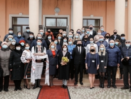 Президент Республики Молдова Майя Санду встретилась с примарами, предпринимателями и медиками района Стрэшень 