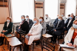Președintele Republicii Moldova, Maia Sandu, s-a întâlnit cu primari, antreprenori și medici din raionul Strășeni
