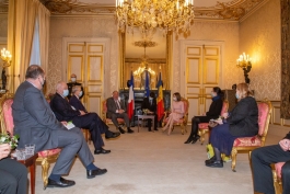 Președintele Maia Sandu s-a întâlnit cu Președintele Senatului Republicii Franceze și cu membrii Grupului de prietenie Franța - Republica Moldova