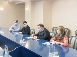 Президент Майя Санду и бывший министр здравоохранения Румынии Нелу Татару обсудили проблемы, связанные с пандемическим кризисом