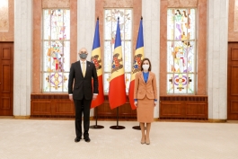 Президент Майя Санду приняла верительные грамоты четырех послов