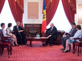 Moldovan president meets German envoy