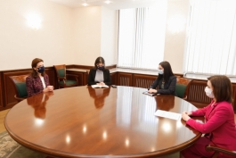 Relațiile bilaterale moldo-elene, abordate de Președinta Maia Sandu cu Ambasadoarea Greciei în țara noastră