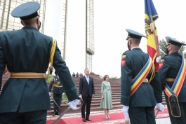 Президент Республики Молдова Майя Санду встретила в Кишинэу Президента Республики Польша Анджея Дуду