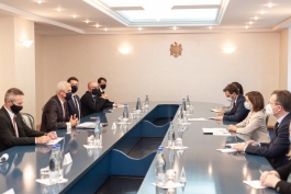Президент Майя Санду провела встречу с министром иностранных и европейских дел Словацкой Республики Иваном Корчоком