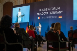 Президент Майя Санду на Молдо-германском бизнес-форуме: «Нам необходимы прозрачные инвестиции, которые позволят нашим городам и селам обрести новое дыхание»