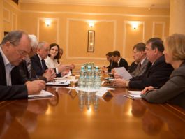 Moldovan president, NATO high-ranking official tackle cooperation, regional situation, security