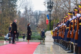 Президенты Майя Санду и Клаус Йоханнис обсудили перезапуск ряда проектов, представляющих интерес для граждан Республики Молдова и Румынии 