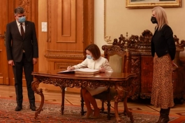 Президент Майя Санду встретилась с руководством Правительства и Парламента Румынии 
