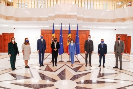 Президент Майя Санду обсудила с Комиссаром Адиной Вэлян сотрудничество с ЕС в области транспорта 