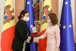 Katarina Mathernová, Director general adjunct pentru Politica de vecinătate și negocierile de extindere în cadrul Comisiei Europene, decorată cu „Ordinul de Onoare”