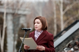 Președinta Maia Sandu, la mitingul de Comemorare a Victimelor Holocaustului: „Este nevoie de articularea unor politici ale Memoriei în care asumarea trecutului să fie un act de curaj”