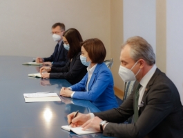 Președinta Maia Sandu s-a întâlnit cu miniștrii Afacerilor Externe ai Republicii Cehe, Austriei și Slovaciei