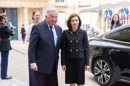 Head of State met with Gérard Larcher, President of the Upper House of the French legislature, in Paris 
