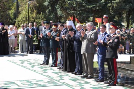 Președintele Republicii Moldova, Nicolae Timofti, a participat la inaugurarea monumentului domnitorului Ștefan cel Mare și Sfânt din orașul Criuleni