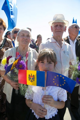 Președintele Republicii Moldova, Nicolae Timofti, a participat la inaugurarea monumentului domnitorului Ștefan cel Mare și Sfânt din orașul Criuleni