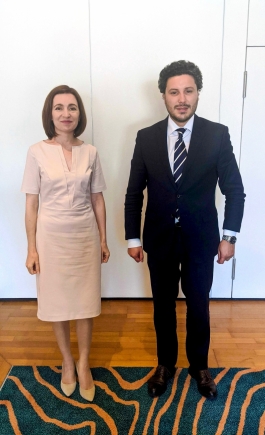 Președinta Maia Sandu s-a întâlnit cu Prim-ministrul Muntenegrului, Dritan Abazović