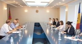 Șefa statului a discutat cu reprezentanții Uniunii Pensionarilor din Moldova   