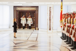 Президент Майя Санду приняла верительные грамоты семи послов