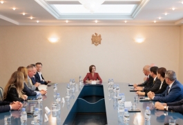 The Head of State met with representatives of a business association from USA