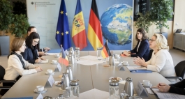 The Head of State met with the German Minister for Economic Cooperation and Development and several representatives of the Bundestag