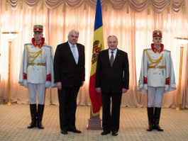 Moldovan president receives accreditation letters from four ambassadors