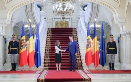 В Котрочень состоялась дискуссия главы государства с Президентом Клаусом Йоханнисом