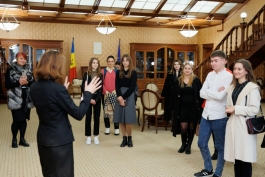 Президент Майя Сану приветствовала школьников, участвовавших в Кампании «День эстафеты»