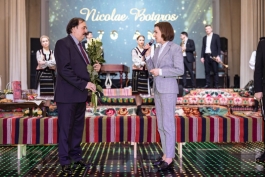 Președinta Maia Sandu l-a felicitat pe Maestrul Nicolae Botgros cu ocazia împlinirii vârstei de 70 de ani 