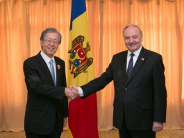 Moldovan president awards Japanese envoy Order of Honour