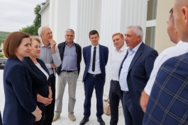 Președinta Maia Sandu a fost să-i viziteze pe oamenii din Cărpineni, Hâncești