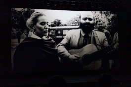  Глава государства посмотрела документальный фильм «Люблю вас, Ион и Дойна»: «Фильм Леонтины Ватаману перенес нас в прошлое»
