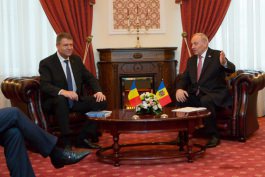 Moldovan head of state meets Romanian president-elect