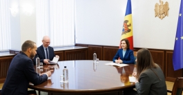 Șefa statului a discutat despre următorii pași în procesul de aderare la UE cu Jānis Mažeiks, șeful Delegației UE în Republica Moldova