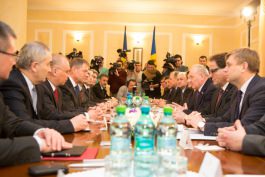 Moldovan president meets Romanian counterpart