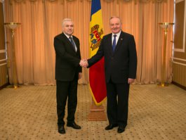 Moldovan president meets minister delegate for Romanians abroad