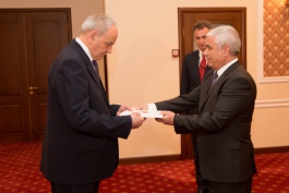 Președintele Nicolae Timofti a primit scrisorile de acreditare din partea a trei ambasadori