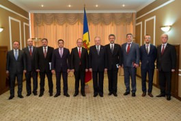 Președintele Nicolae Timofti a avut o întrevedere cu ministrul român de Externe, Bogdan Aurescu
