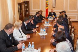 Президент Николае Тимофти провел встречу с членами временного кабинета министров